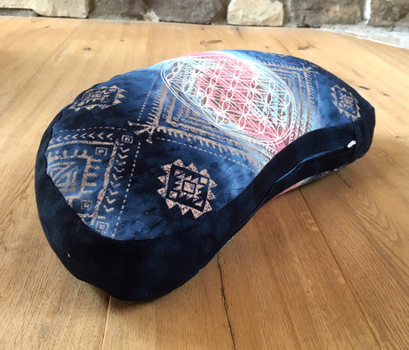 Meditationskissen Halbmond, indigo/peach - YOGISHOP