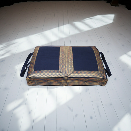 Futon - golden mind - midnight blue - 83 x 67 cm - YOGISHOP