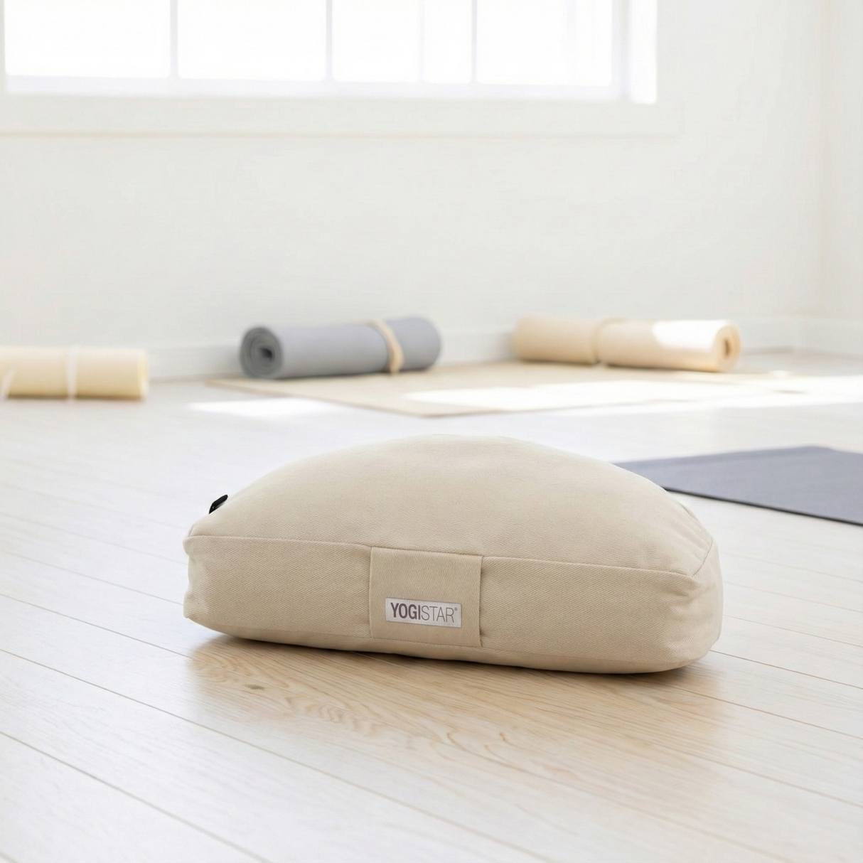 Meditation cushion - half moon