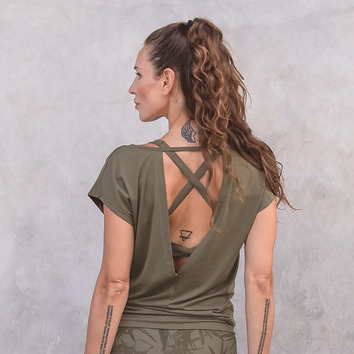 T-Shirt Smilla - olive - YOGISHOP