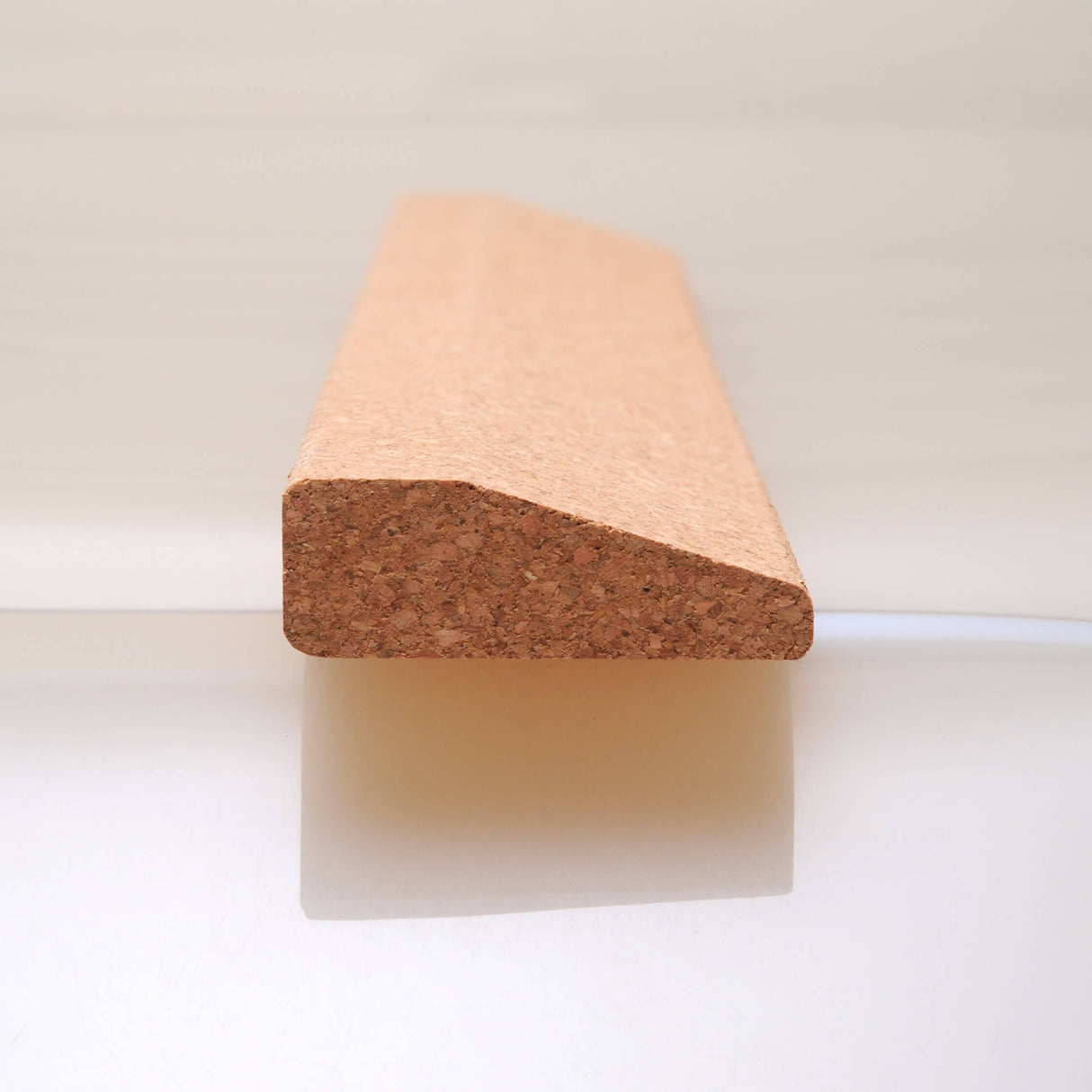 Wedge - cork (60 x 9 x 3 cm) - YOGISHOP