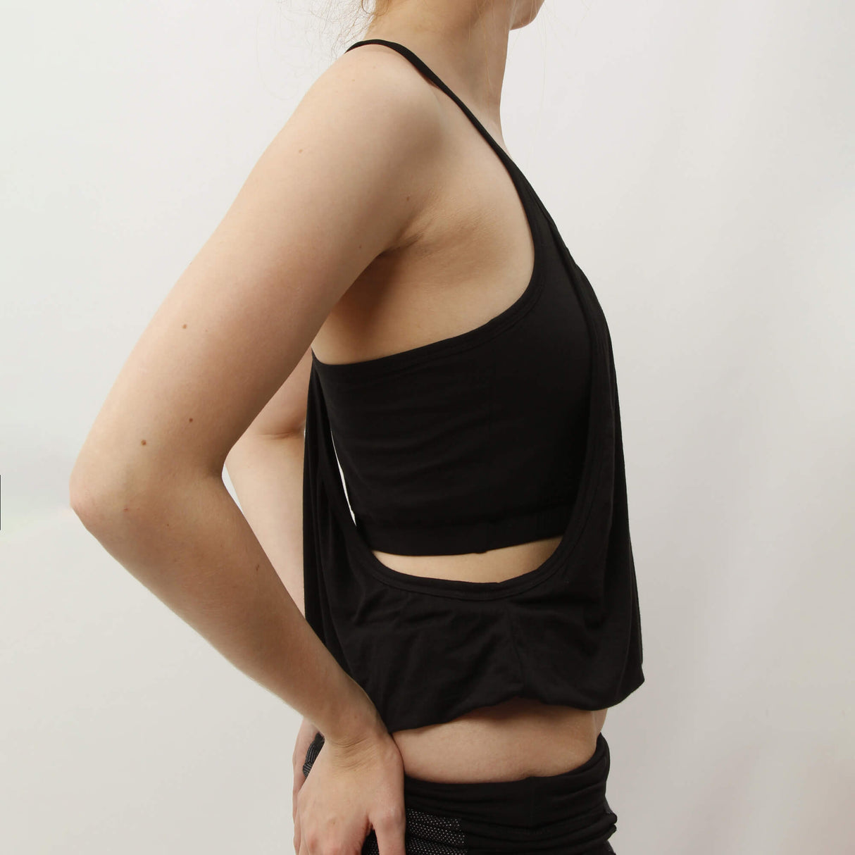 Zen Layered Loose Tunic - black - YOGISHOP