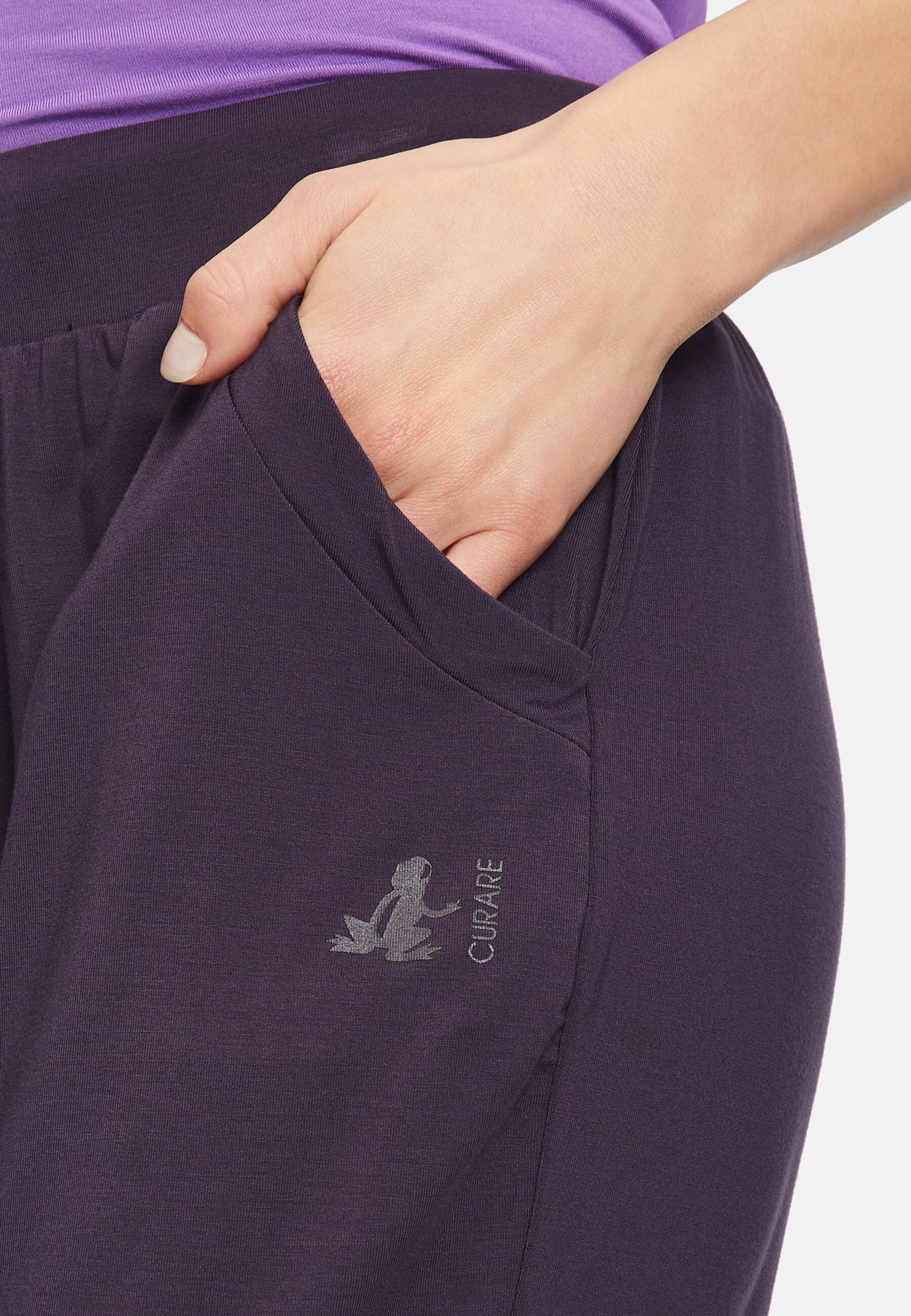 Capri-Pants, relaxed - dark aubergine - YOGISHOP