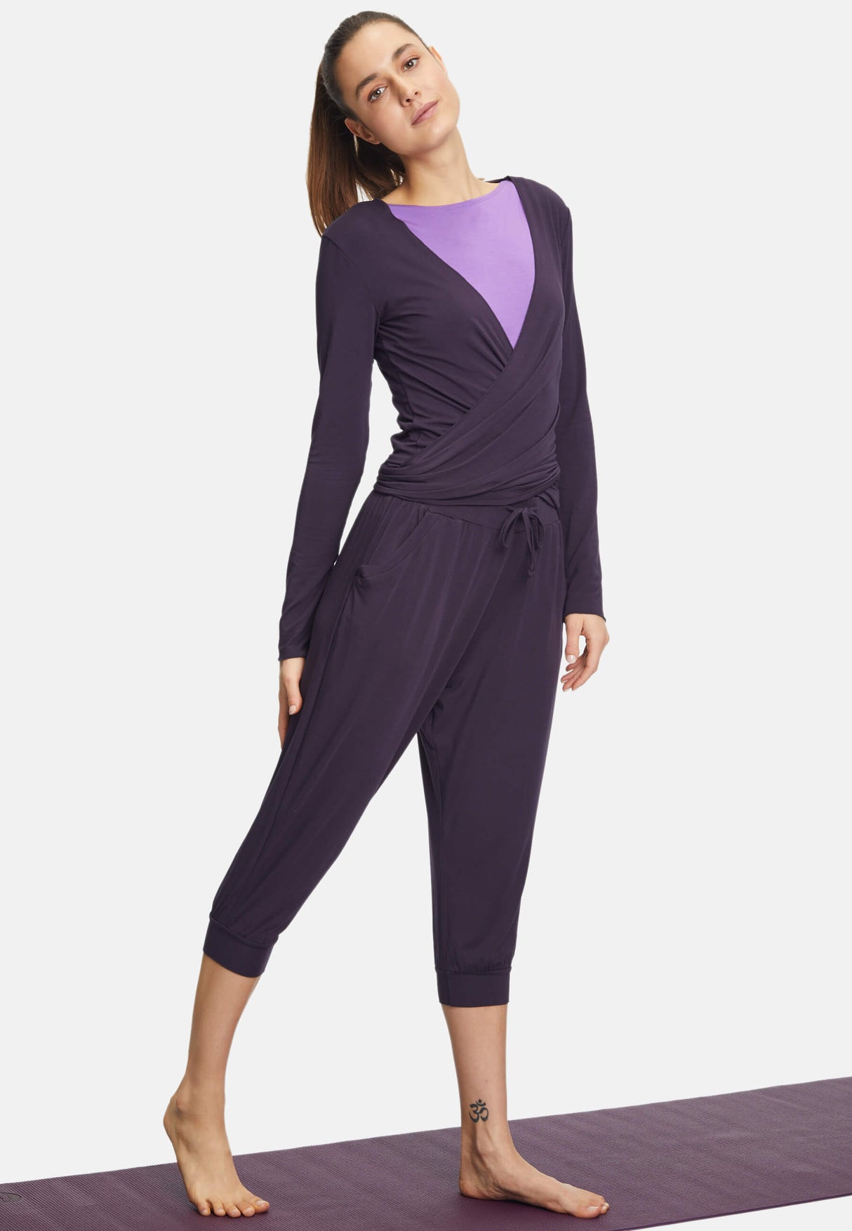 Capri-Pants, relaxed - dark aubergine - YOGISHOP
