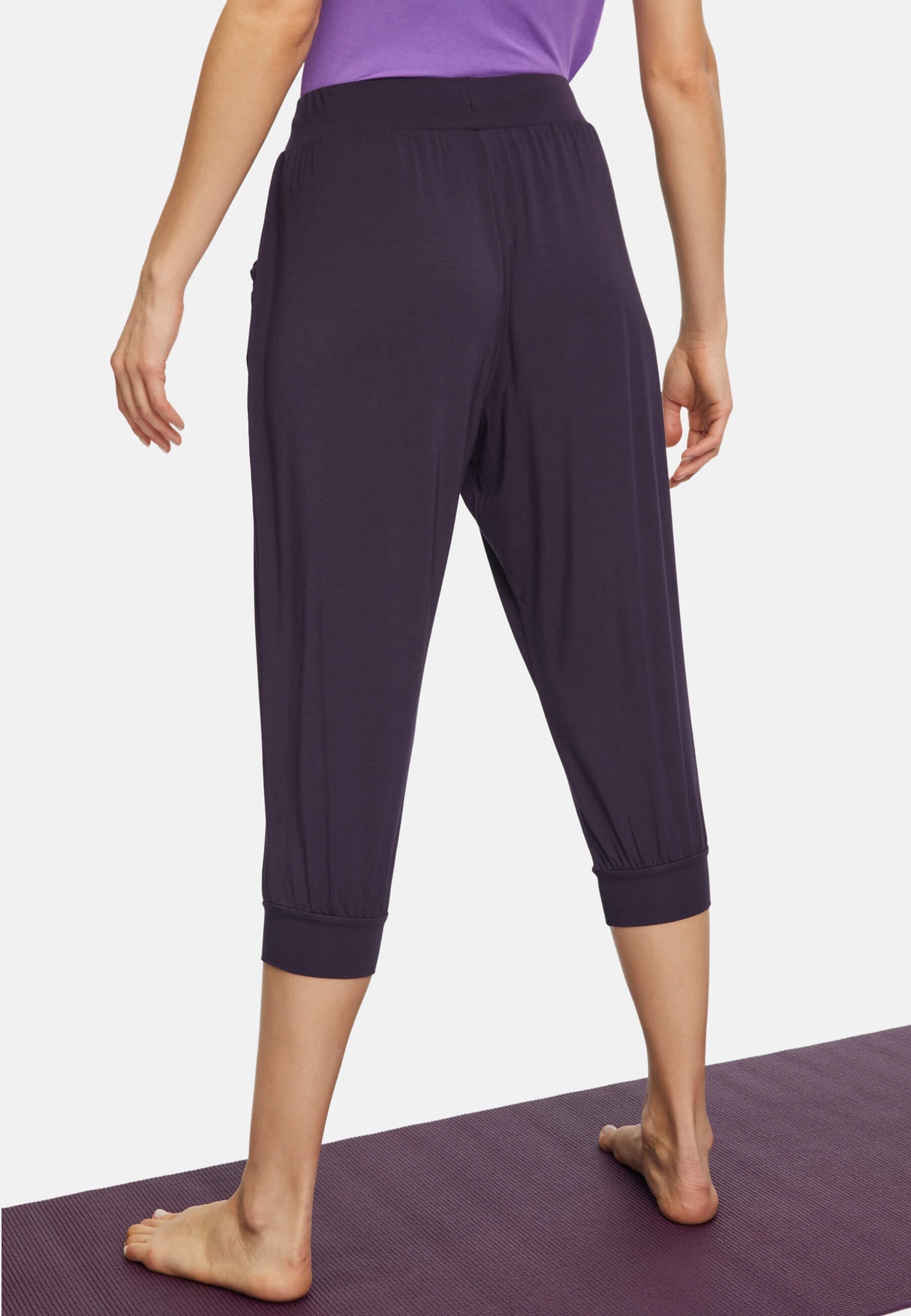 Capri-Pants, relaxed - dark aubergine - YOGISHOP