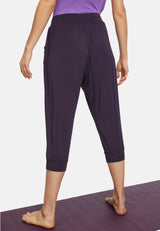 Capri-Pants, relaxed - dark aubergine - YOGISHOP