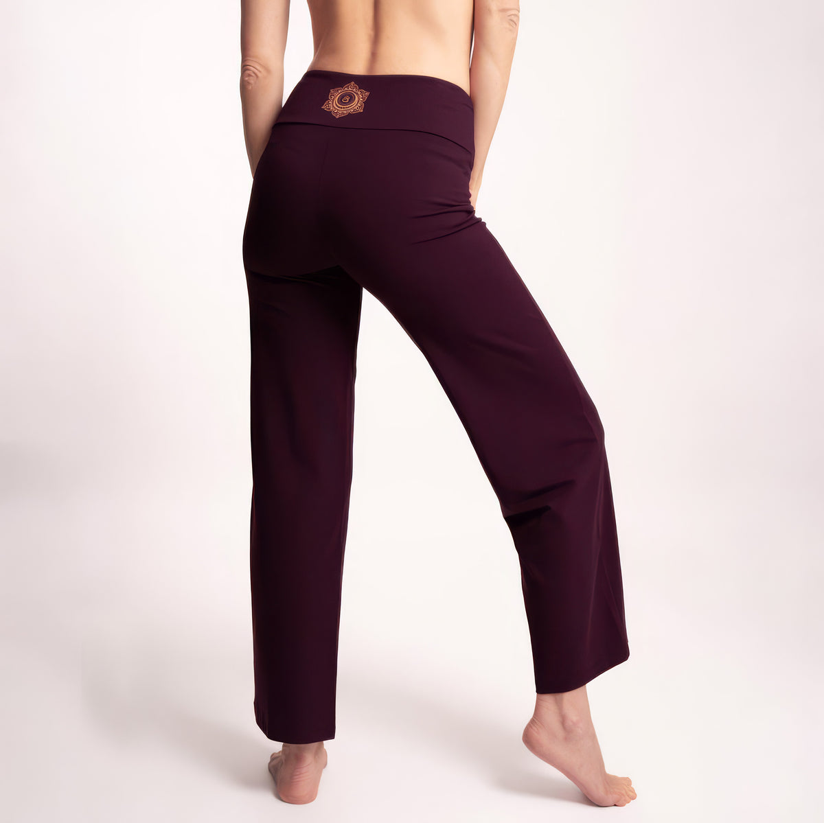 Yoga Hose Calana - aubergine