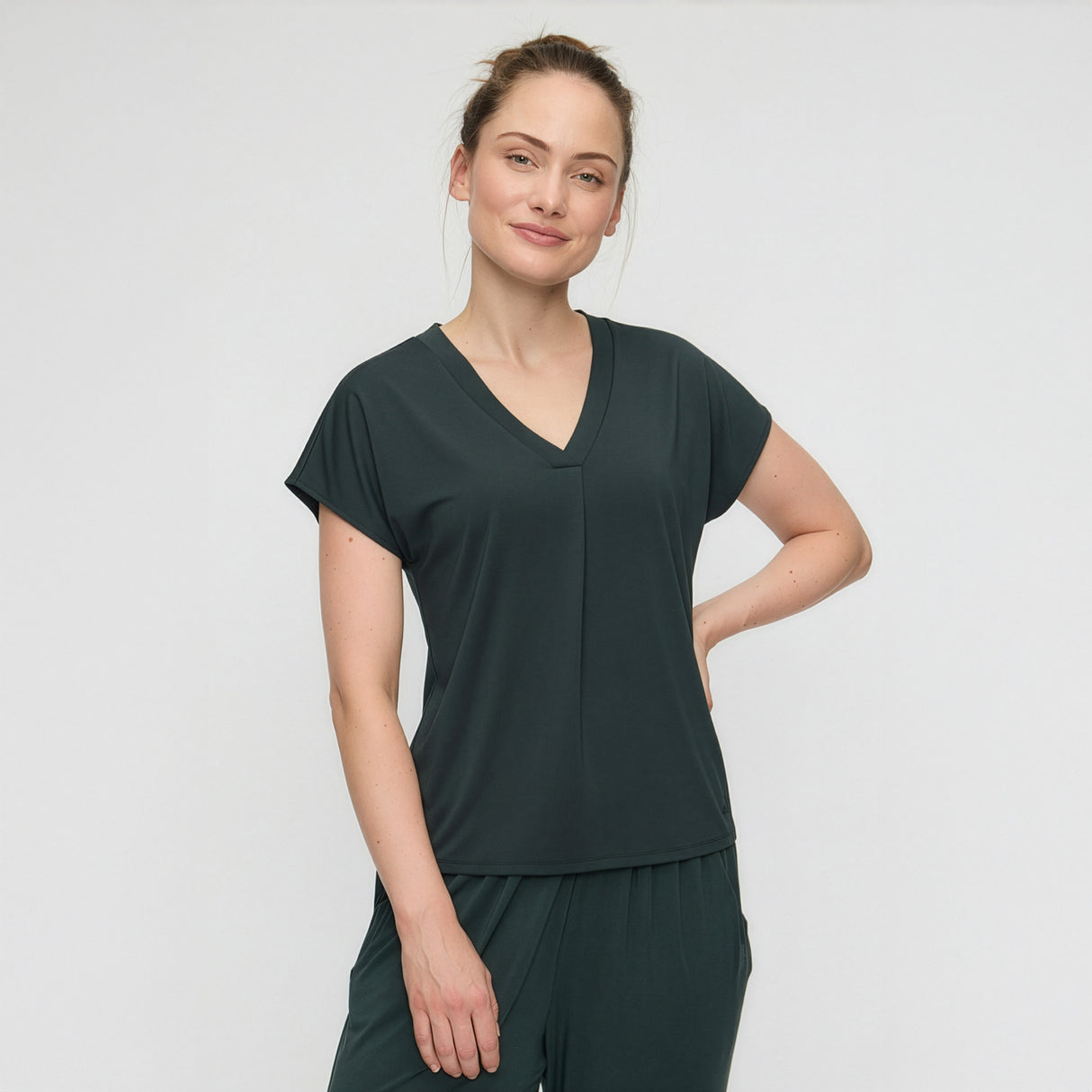 Yoga-Shirt V-Neck Boxpleat - dark forest