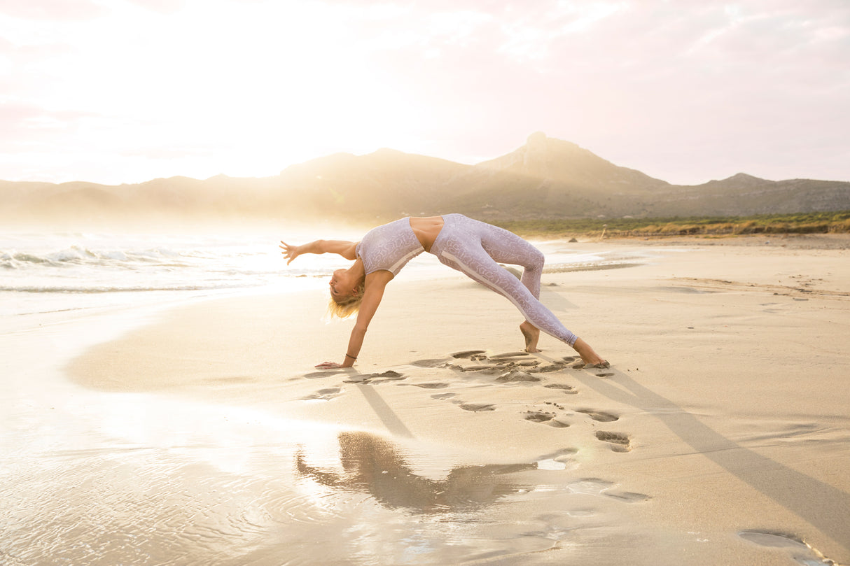 Yoga-Top cropped "cool snake" - powder - YOGISHOP