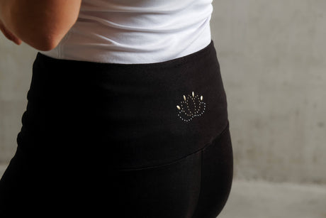 Leggings capri - schwarz - YOGISHOP