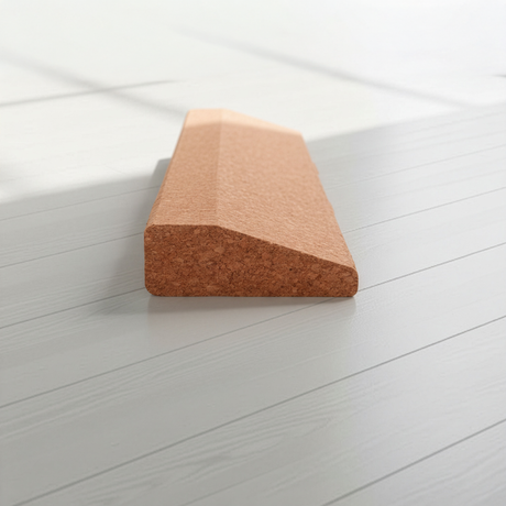 Wedge - cork (60 x 9 x 3 cm)
